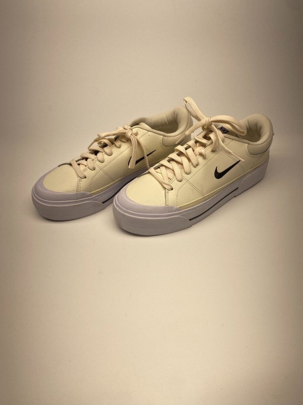 Nike Women's Court Legacy Lift Pale Ivory Muslin Platform Sneakers Size 11
